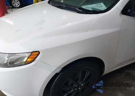 2010 Kia Forte Ex z USA, uszkodzony, nr VIN KNAFU4A29A5858736